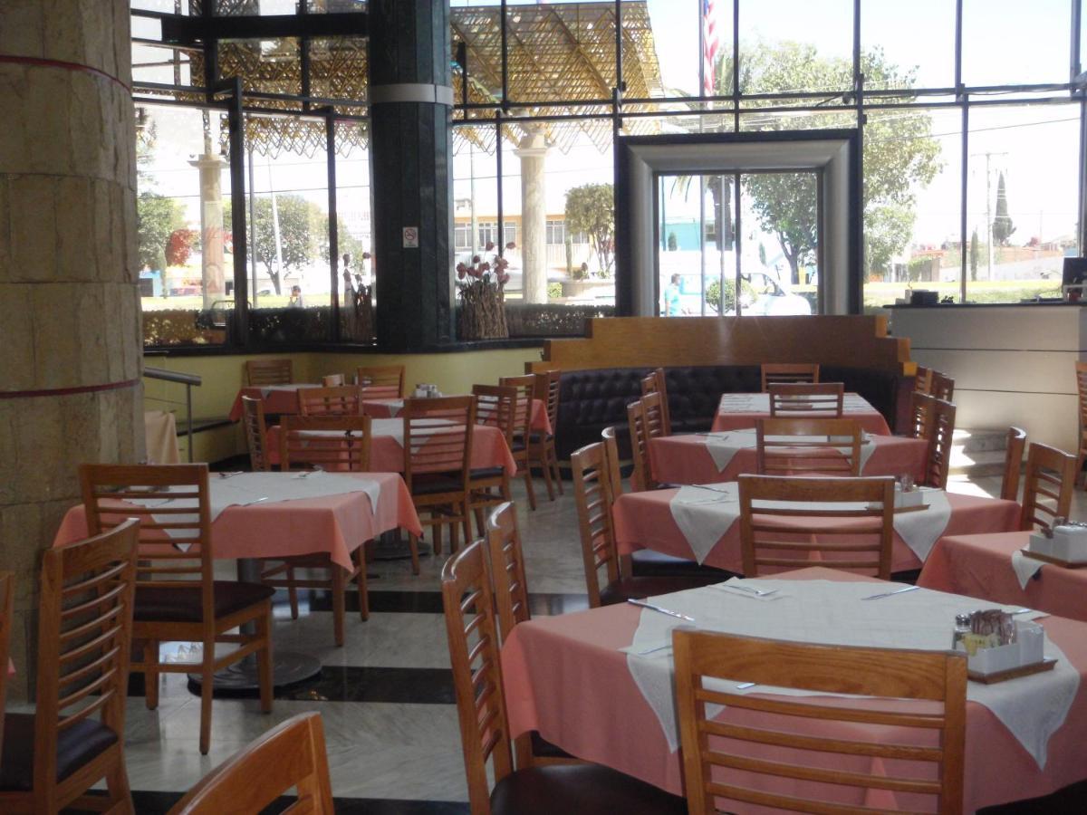 Hotel Plaza Las Fuentes San Juan San Juan Cuautlancingo المظهر الخارجي الصورة
