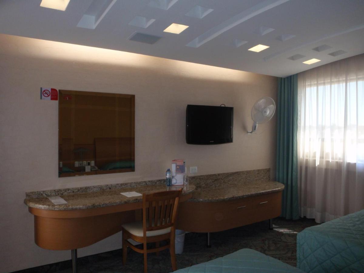 Hotel Plaza Las Fuentes San Juan San Juan Cuautlancingo المظهر الخارجي الصورة
