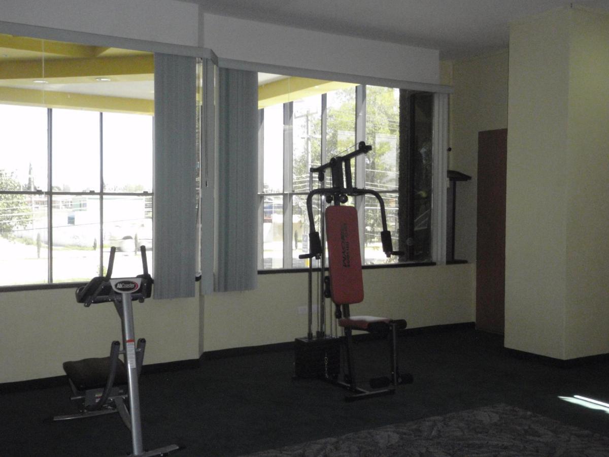 Hotel Plaza Las Fuentes San Juan San Juan Cuautlancingo المظهر الخارجي الصورة